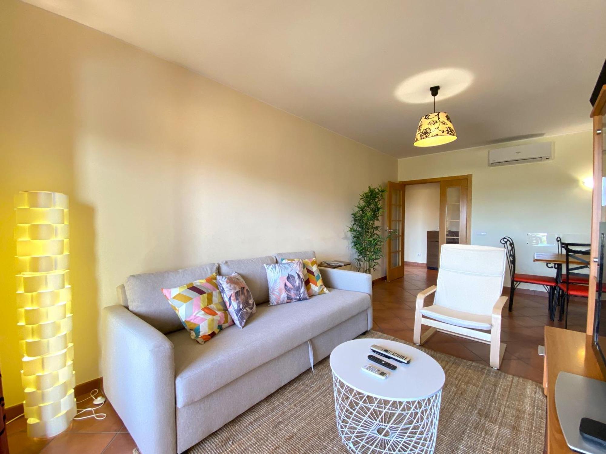 Albufeira Sunny Style With Pool By Homing Apartment Exterior foto